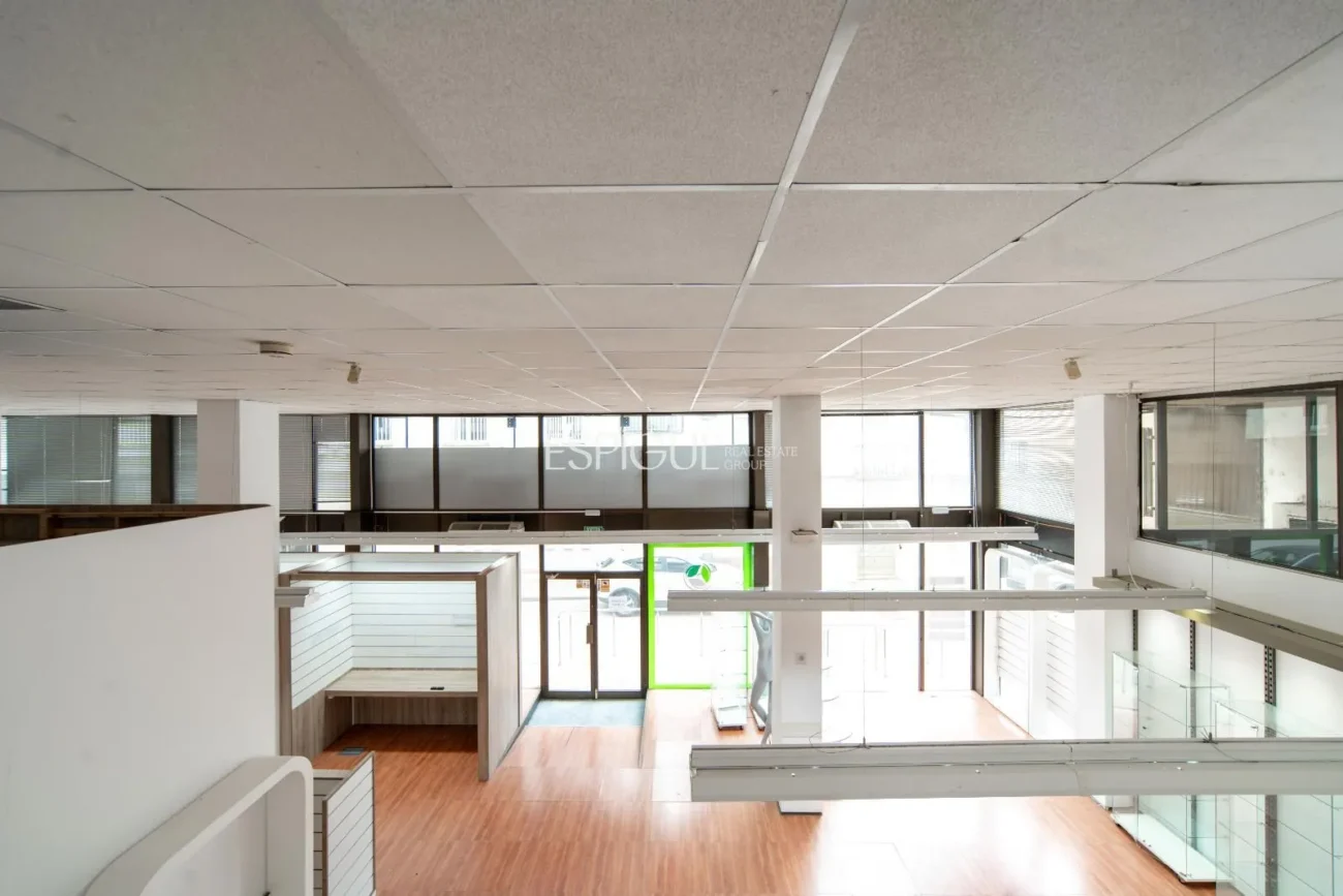 Local comercial a 300 m de la platja de Palamós