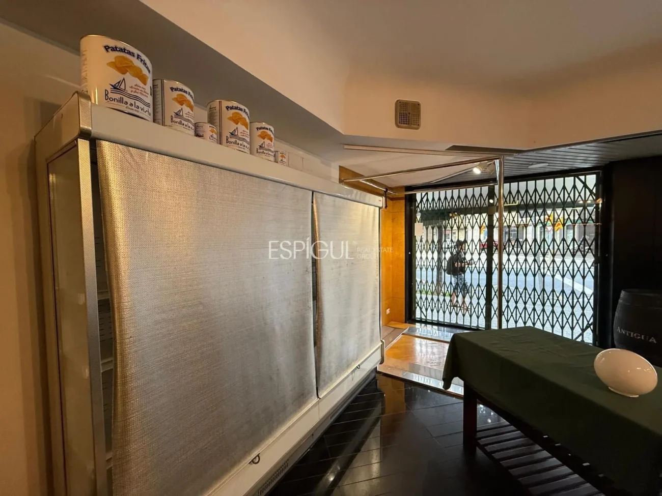 Помещение в аренду в Жироне