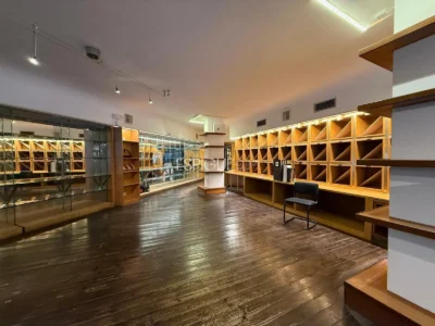 Помещение в аренду в Жироне