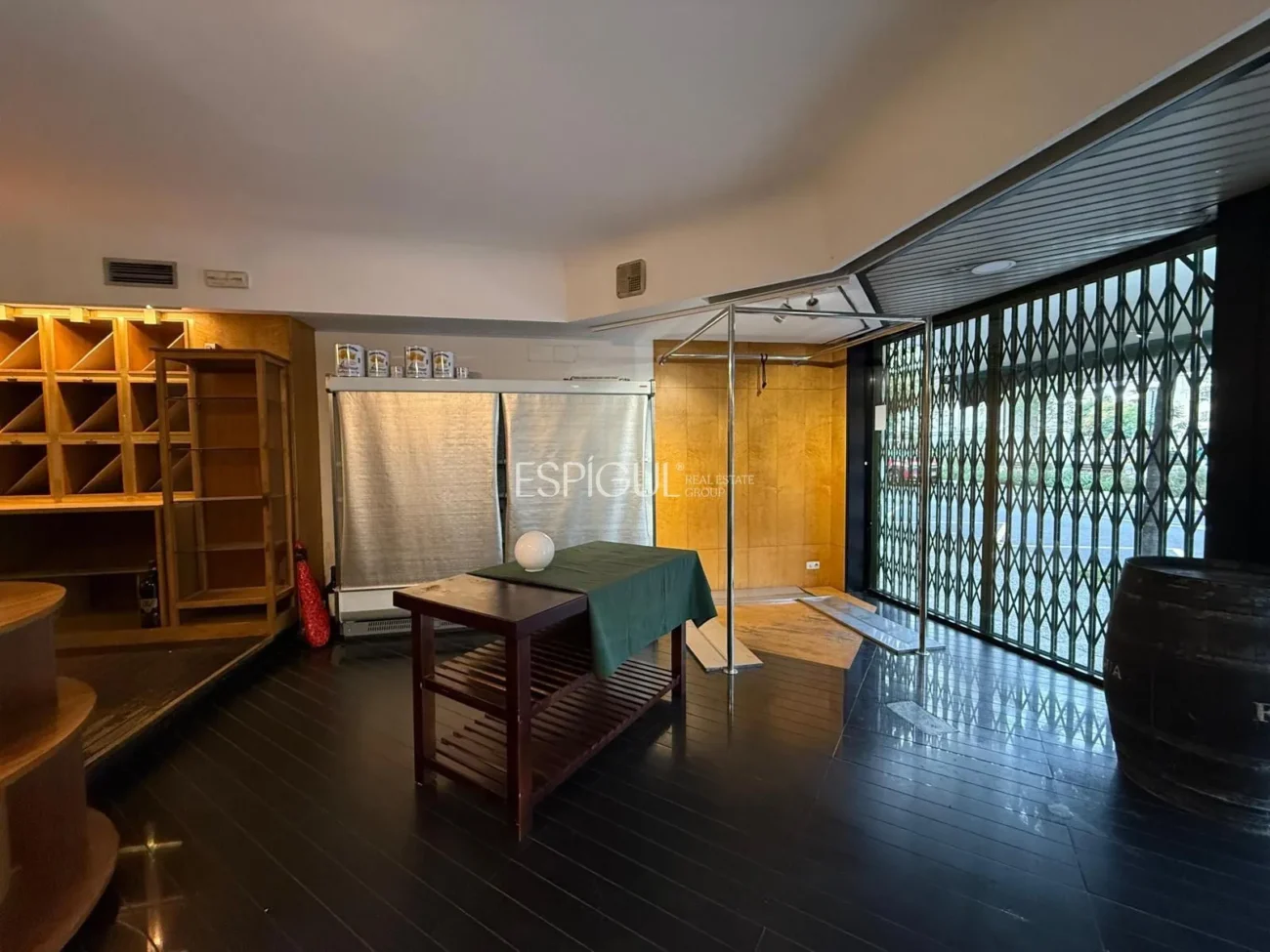 Помещение в аренду в Жироне