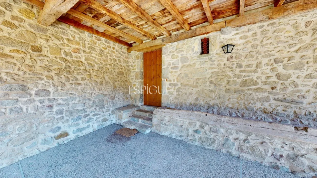 Masía totalmente reformada con encanto