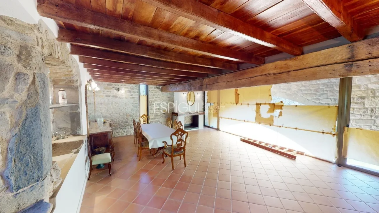 Masía totalmente reformada con encanto