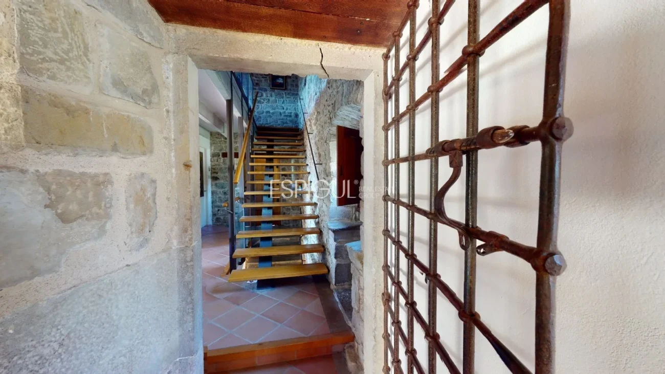 Masía totalmente reformada con encanto