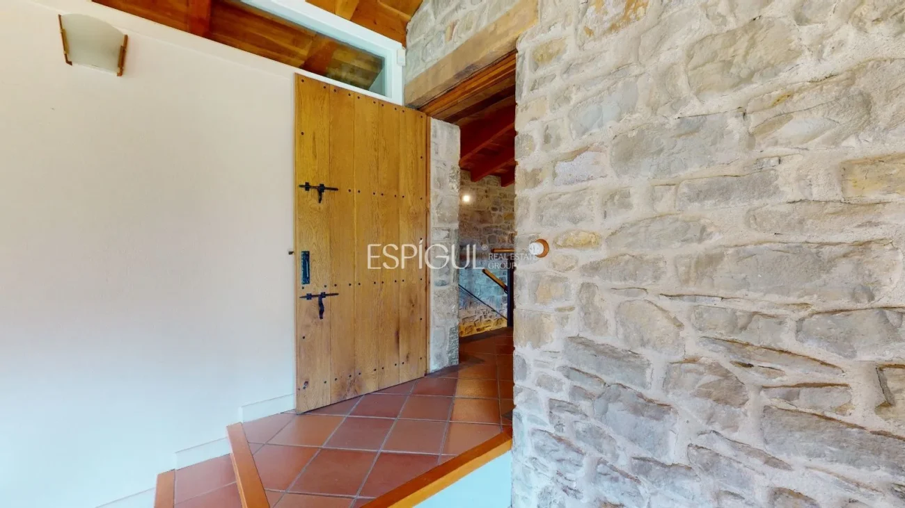 Masía totalmente reformada con encanto