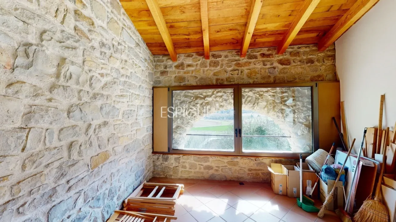 Masía totalmente reformada con encanto