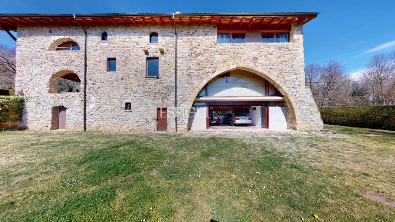 Masía totalmente reformada con encanto