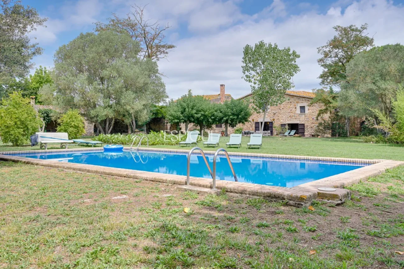 Masia única del segle XVII amb història i confort modern