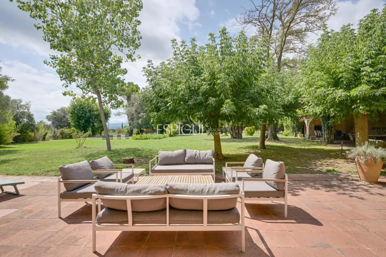 Masia única del segle XVII amb història i confort modern