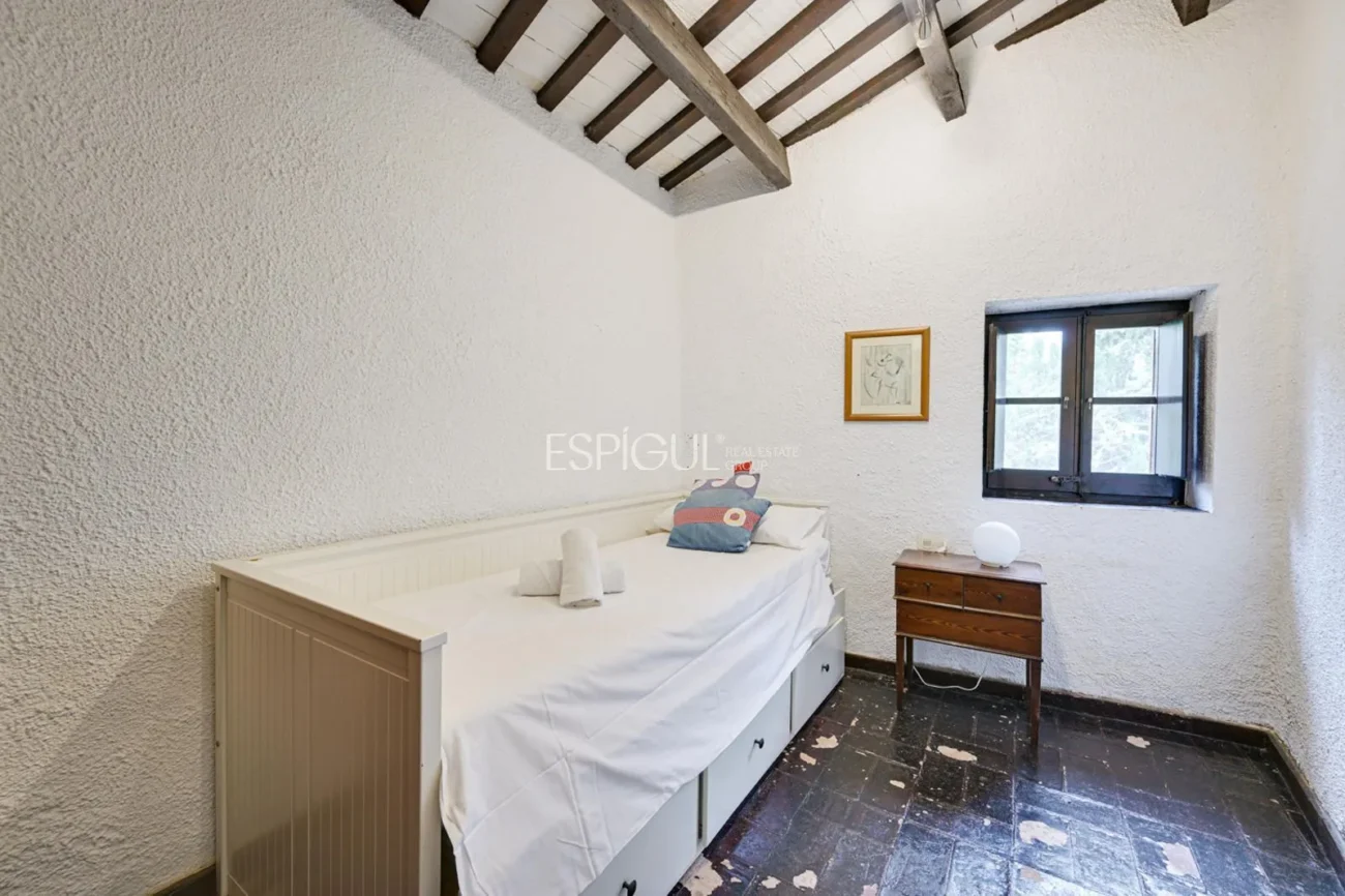 Masia única del segle XVII amb història i confort modern