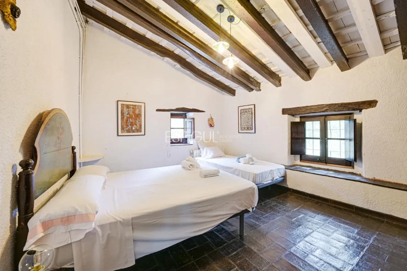 Masia única del segle XVII amb història i confort modern