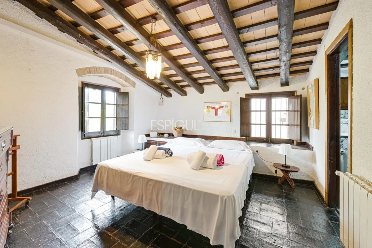 Masia única del segle XVII amb història i confort modern