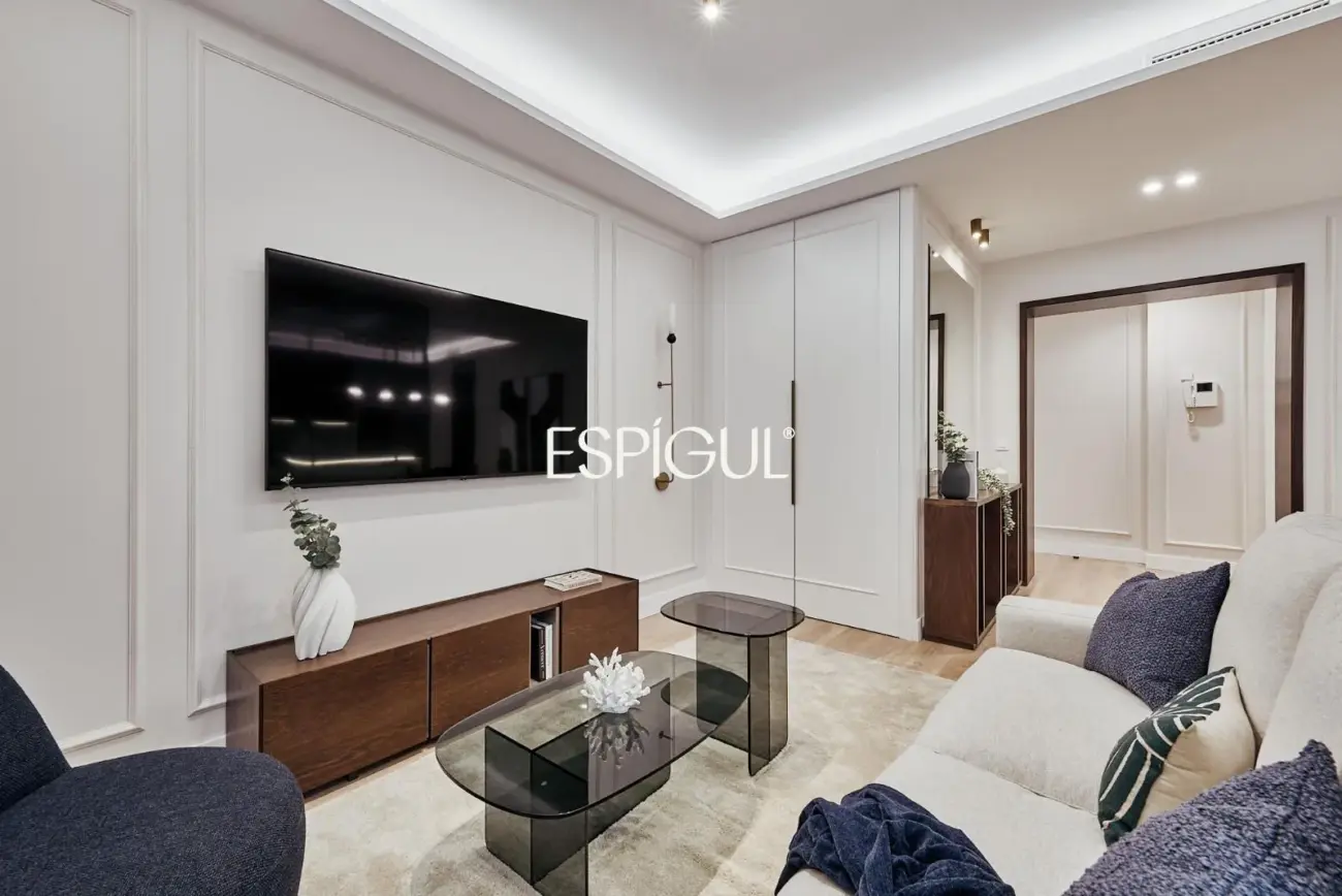 Modern pis reformat al carrer del General Oraá