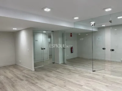 офис в аренду в центре Жироны