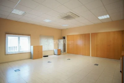 Office for Rent in Domeny, Girona.