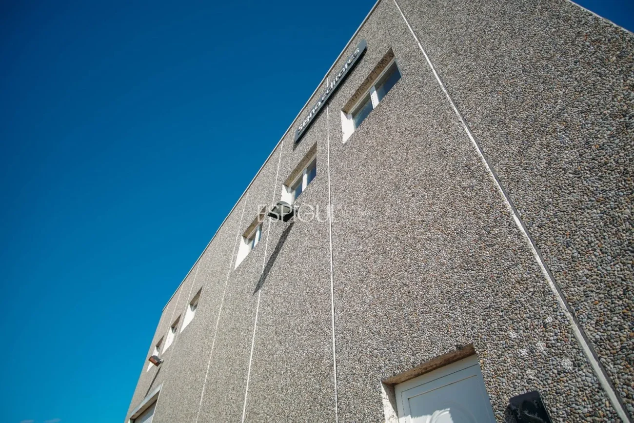 Office for Rent in Domeny, Girona.