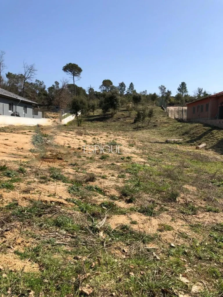 Parcel·la de 1466 m² a Sils