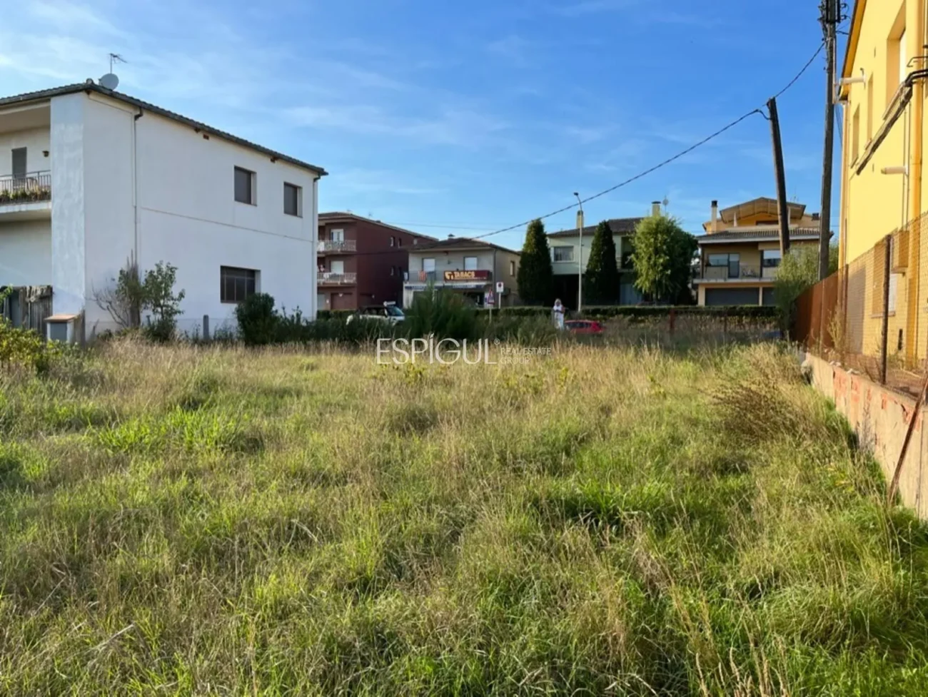 Parcel·la de 560 metres quadrats situada a Riudellots de la Selva