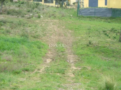 Parcela de 847 metros cuadrados ubicada en Bescanó