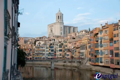 Парковочное место на продажу в районе Мигдия, Жирона