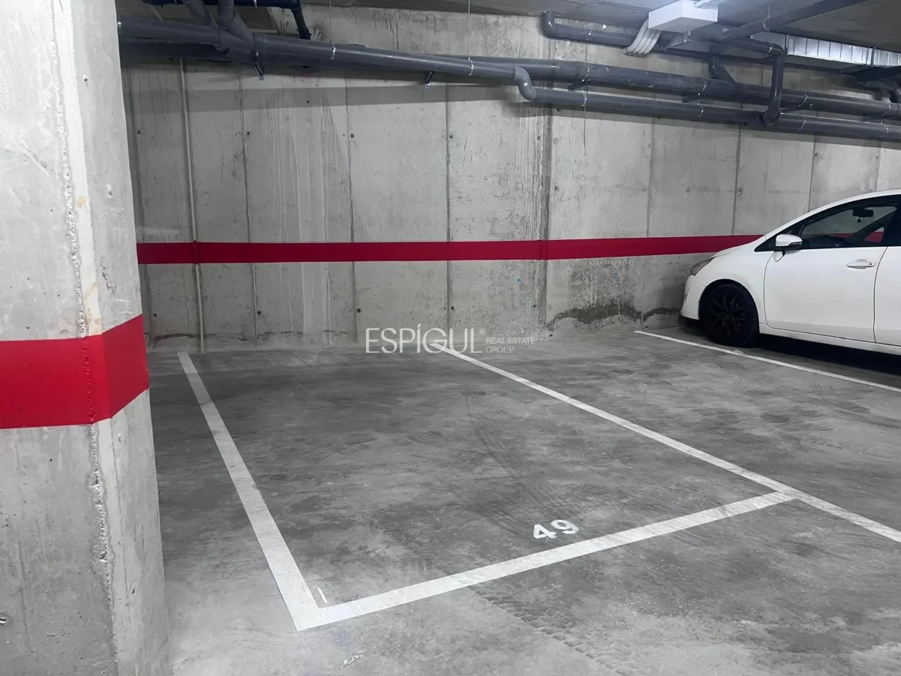 Párquing en el centro de Fornells de la Selva