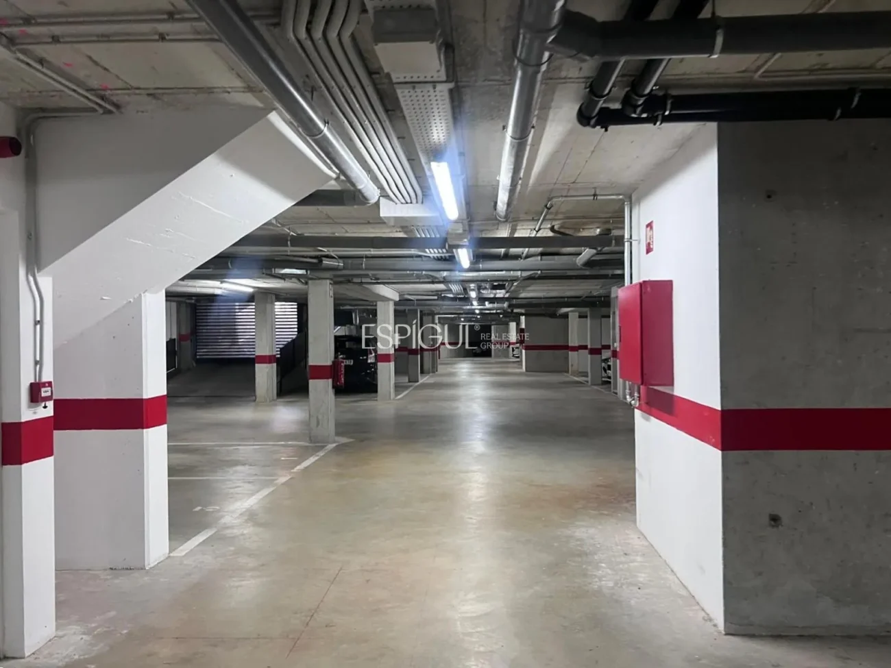 Párquing en el centro de Fornells de la Selva