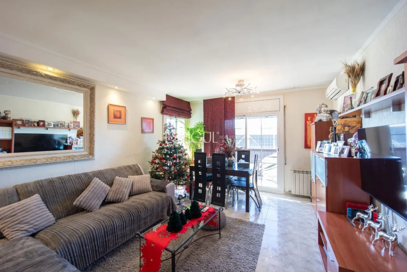 Piso de 3r planta sin Ascensor en Sant Narcís