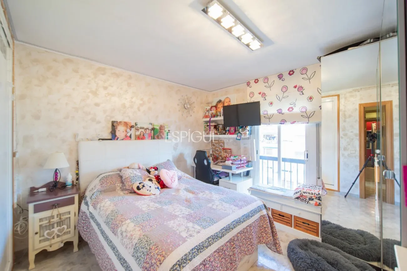 Piso de 3r planta sin Ascensor en Sant Narcís