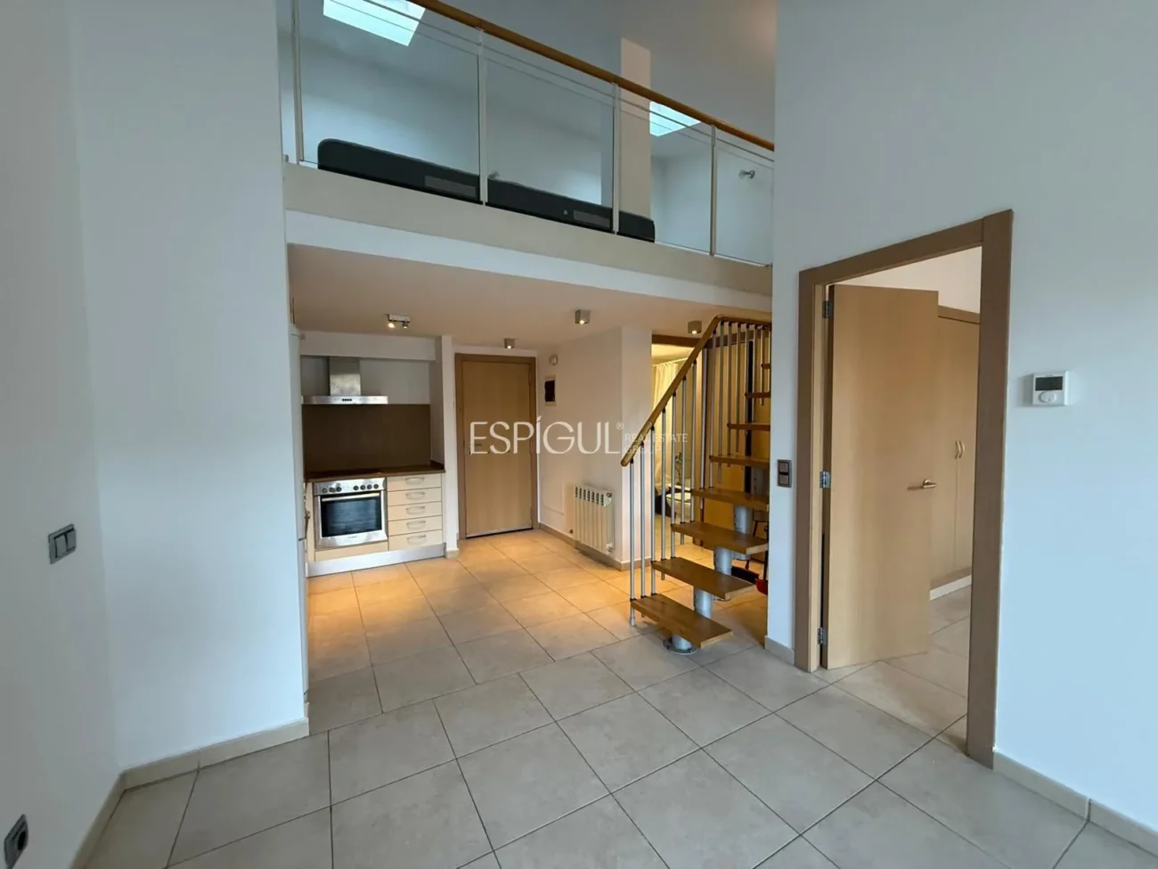 Appartement de deux pièces à louer au centre de Gérone