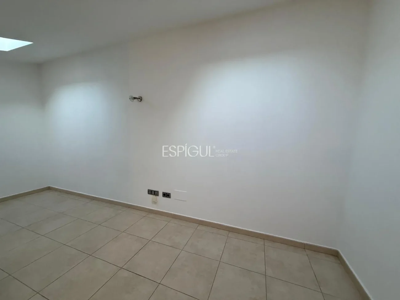 Appartement de deux pièces à louer au centre de Gérone