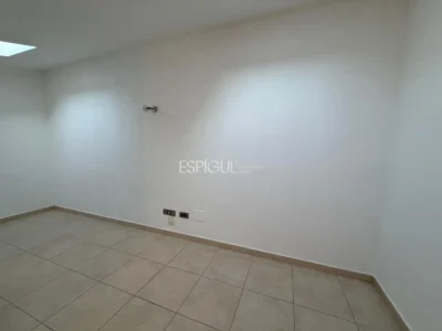 Appartement de deux pièces à louer au centre de Gérone