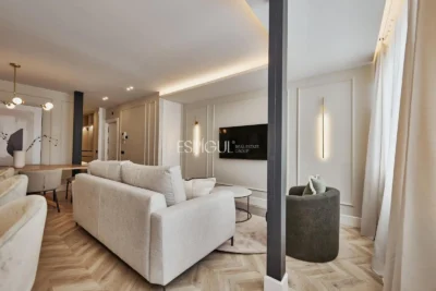 Piso en finca con piscina en Calle General Oraa, Lista