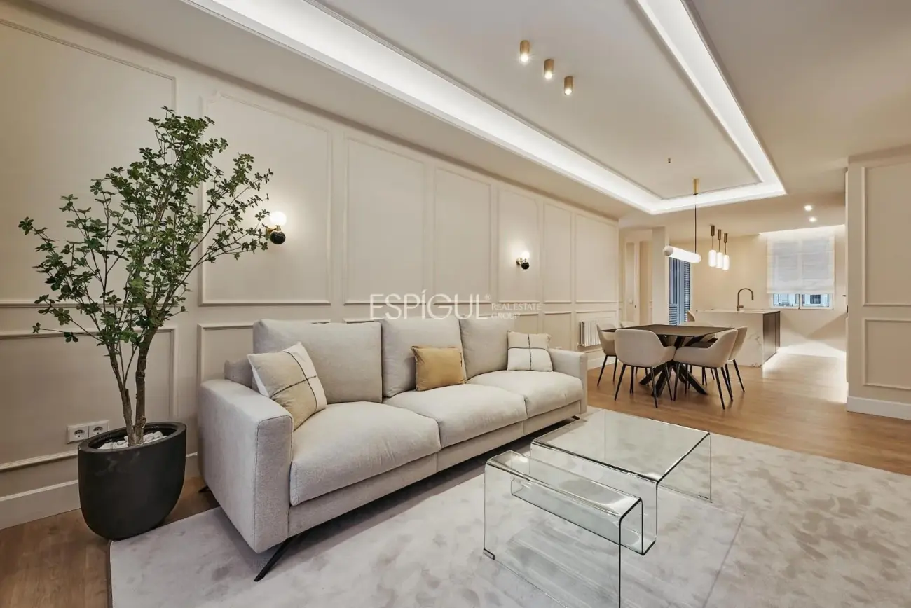 Pis en venda a Carrer Menéndez Pelayo, Ibiza, Retiro.