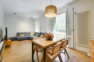 Квартира на продажу в районе Эшампле Дрет