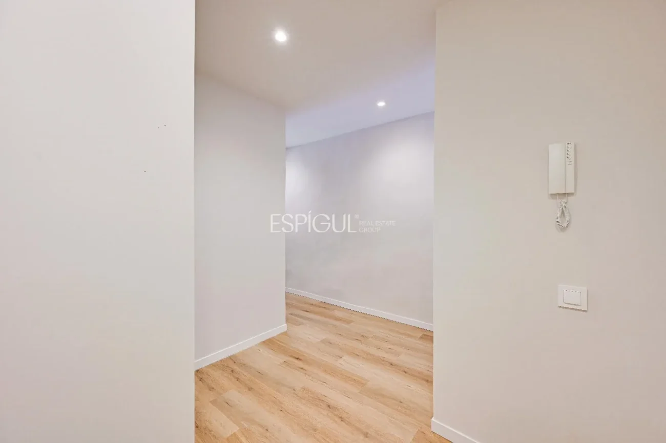 Apartment for Sale in El Raval