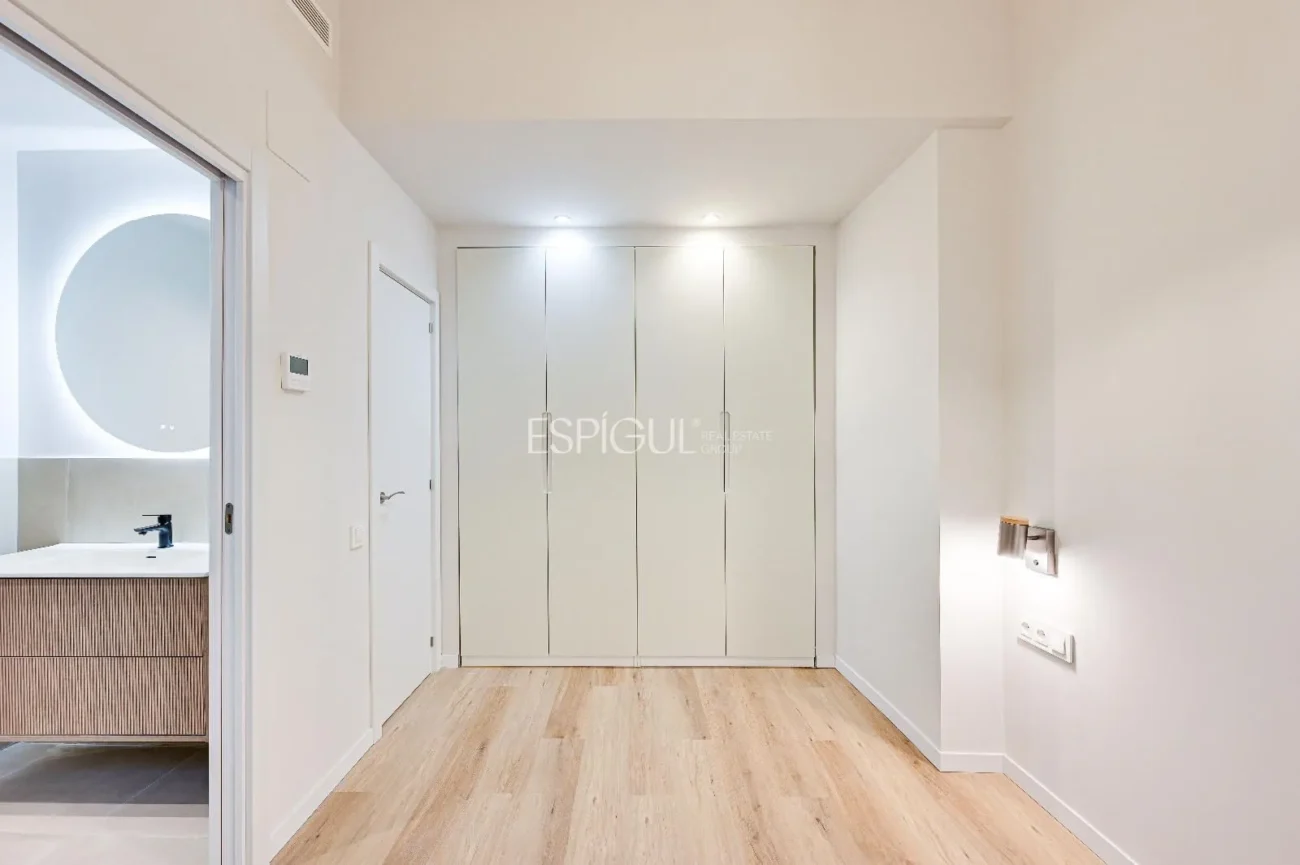 Apartment for Sale in El Raval