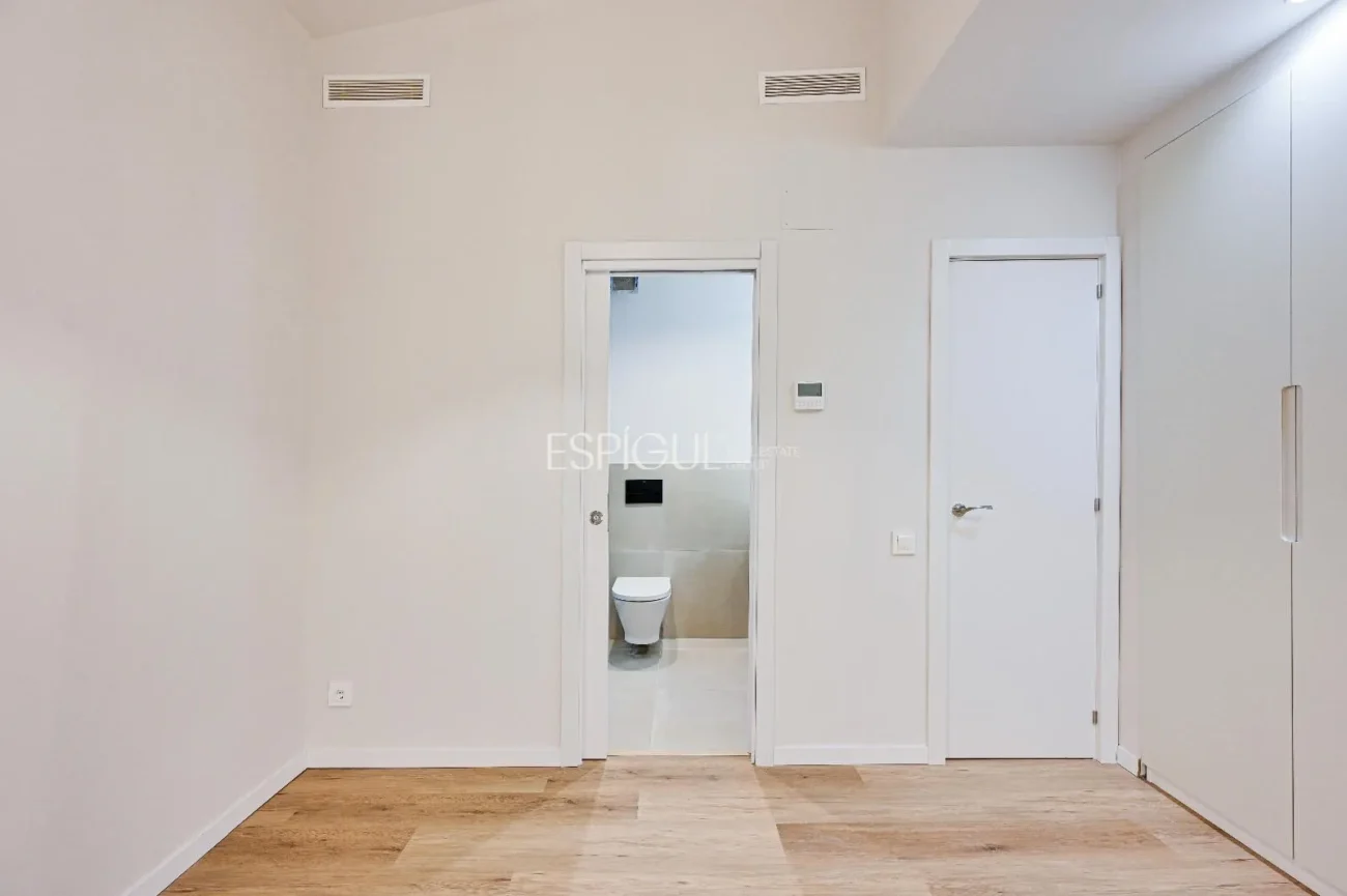 Apartment for Sale in El Raval