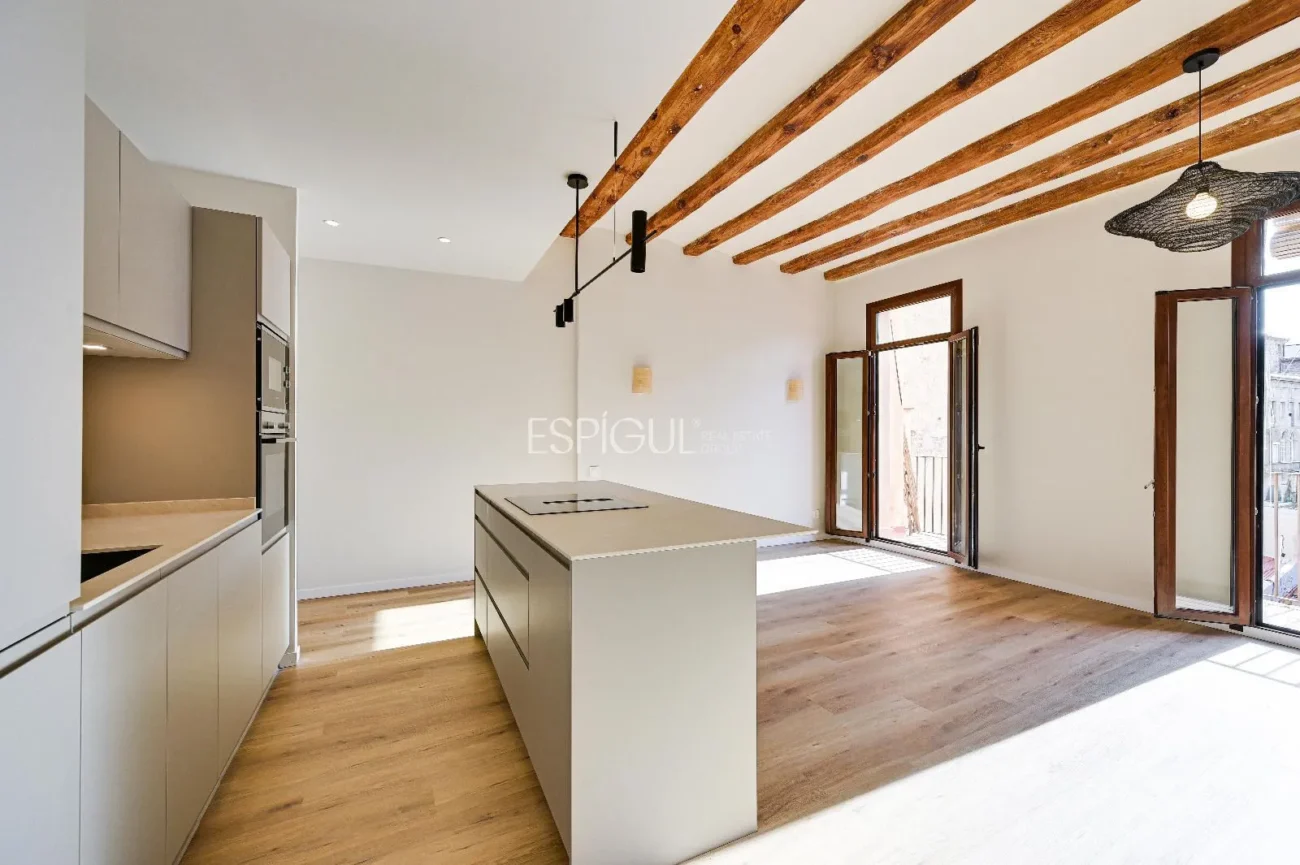 Apartment for Sale in El Raval