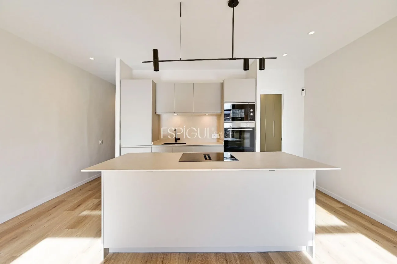 Apartment for Sale in El Raval