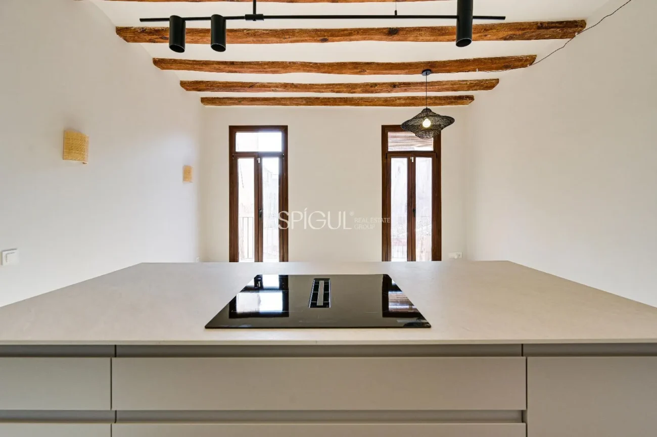 Apartment for Sale in El Raval