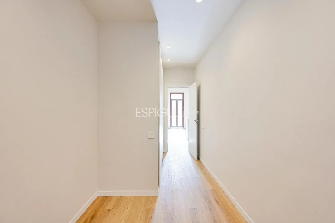 Apartment for Sale in El Raval