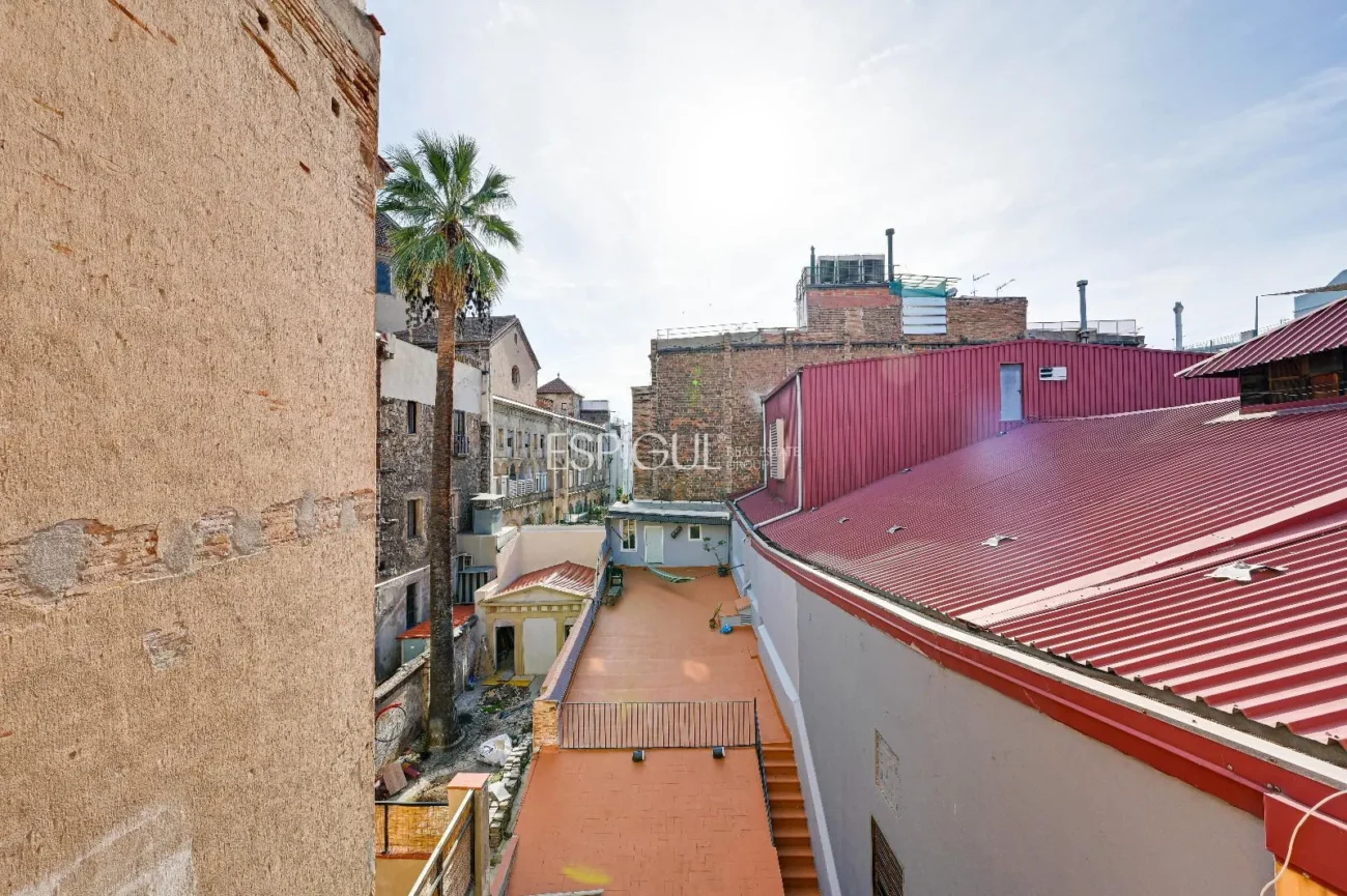 Apartment for Sale in El Raval