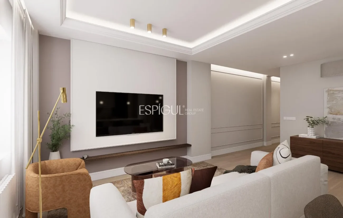 Piso en venta reformado en Calle Padilla, Lista