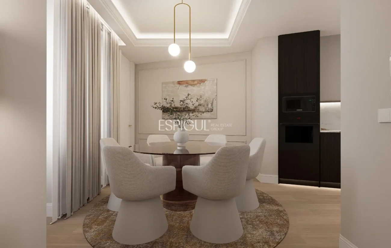 Piso en venta reformado en Calle Padilla, Lista