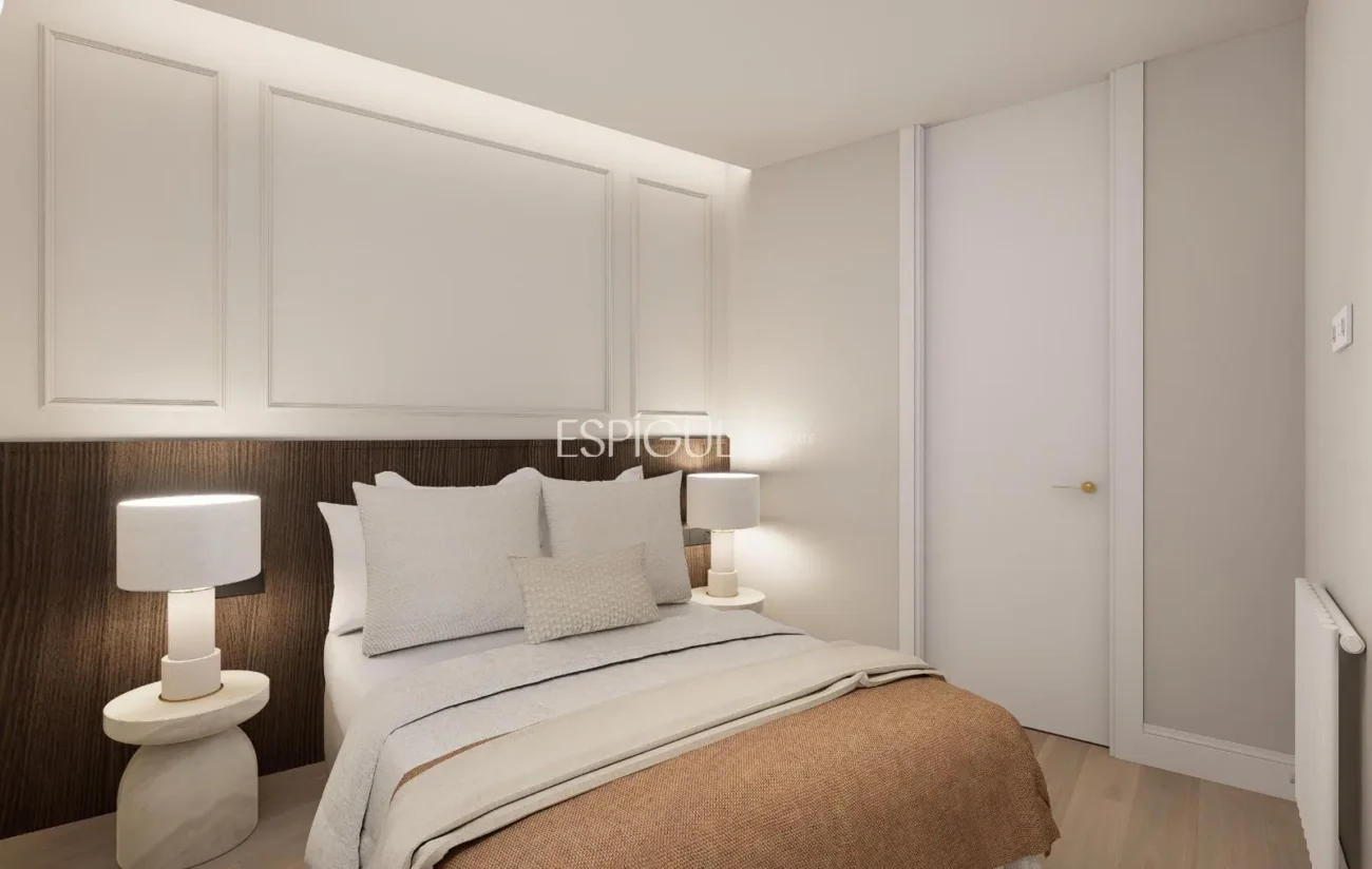 Piso en venta reformado en Calle Padilla, Lista