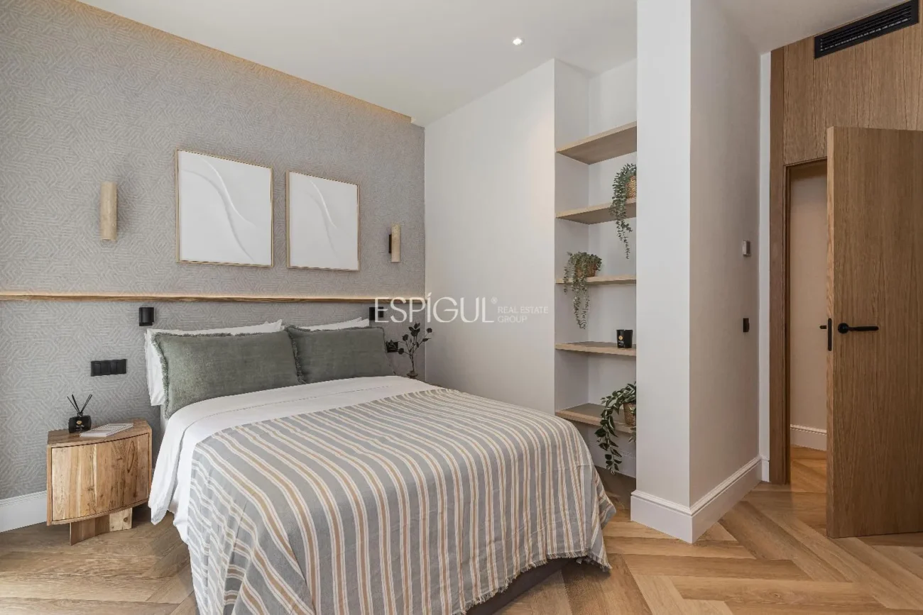 Piso exterior en Calle Marti, Barrio de Salamanca