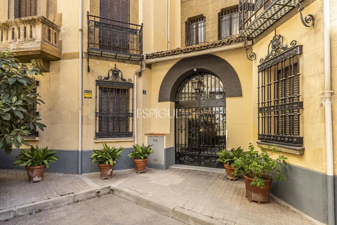 Piso exterior en Calle Marti, Barrio de Salamanca