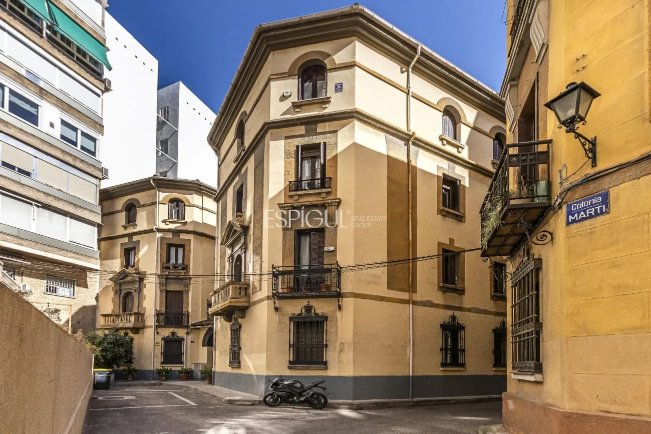 Piso exterior en Calle Marti, Barrio de Salamanca