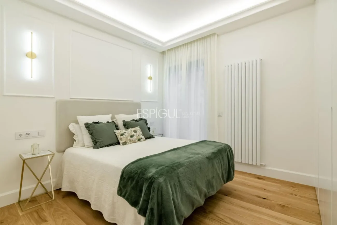 Piso recién reformado en Ayala con terraza