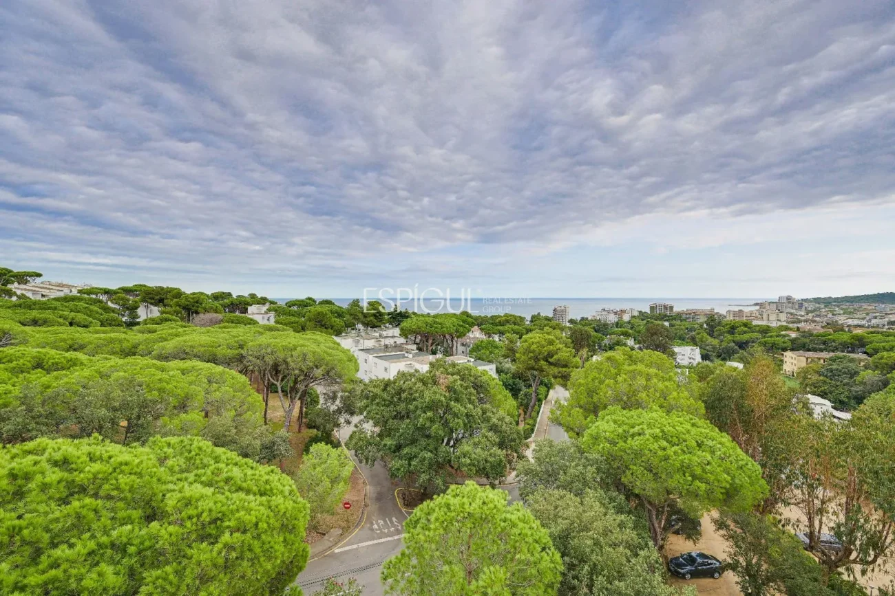 Отремонтированная квартира с видом на море в Плайя-де-Аро