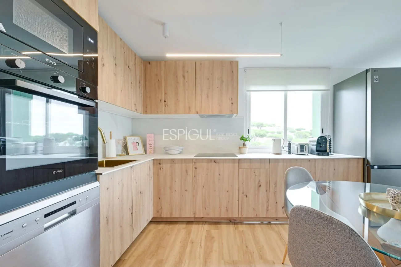 Отремонтированная квартира с видом на море в Плайя-де-Аро